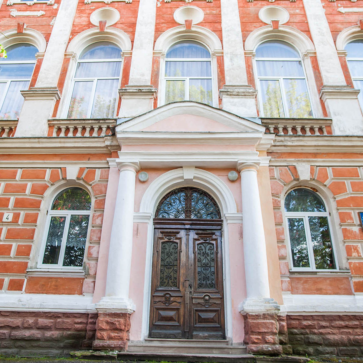 Бучацька гімназія